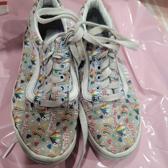 Vans Girls rainbows hearts stars 66 pride shoes sneaker gray pale blue Size 1 - Picture 3 of 8